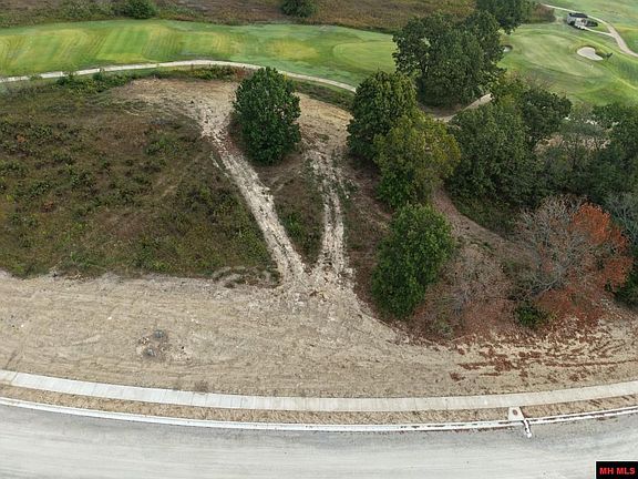 3rd image of 160 S Sheeks Dr