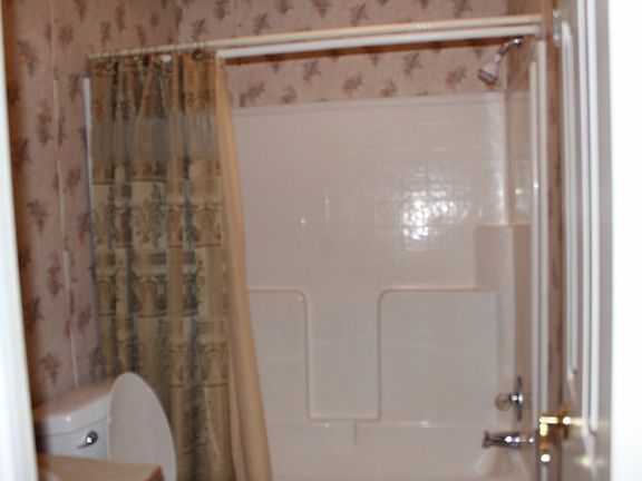 3rd image of 196 Nora T Ln