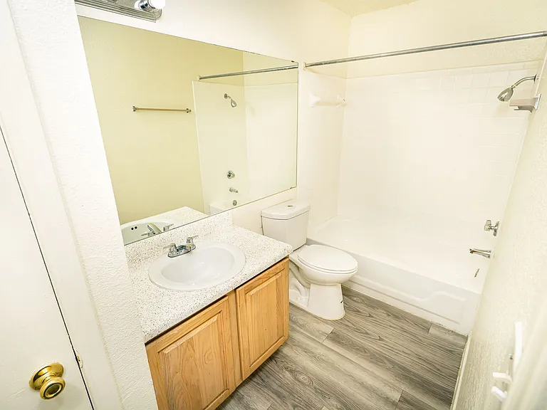 Tamarack Place Apartments — Photo 62