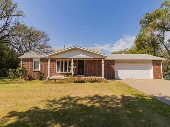 201 N Evergreen Ln, Wichita, KS 67212