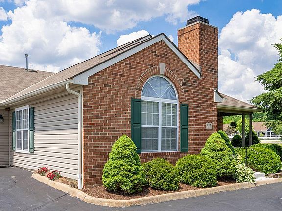 5th image of 577 Chardonnay Ln