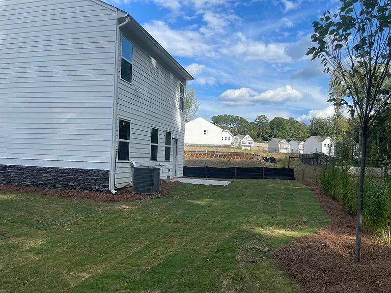 146 Parkwood Dr — Photo 24