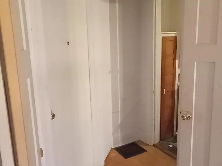 1001 Washtenaw Ave #1A — Photo 3