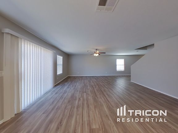 2nd image of 45764 W Guilder Ave