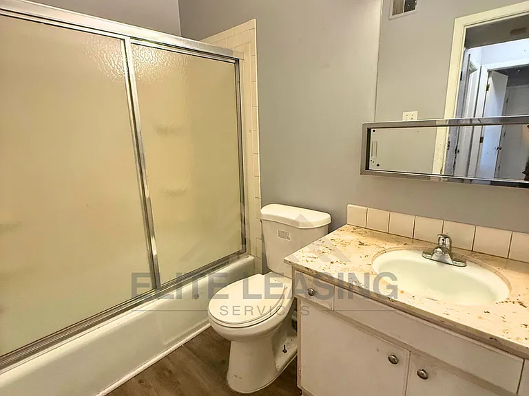3312 SW 7th St — Photo 5