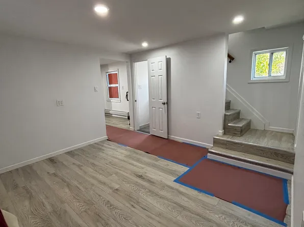 44 Broadway image 5 of 11