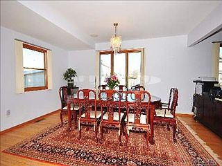 3rd image of 26 W End Ave