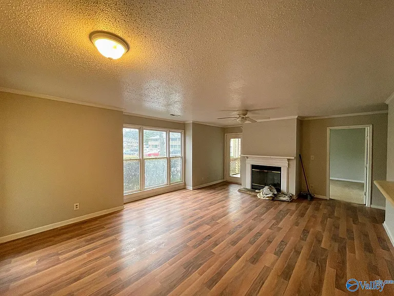 5001 Seven Pine Cir — Photo 7