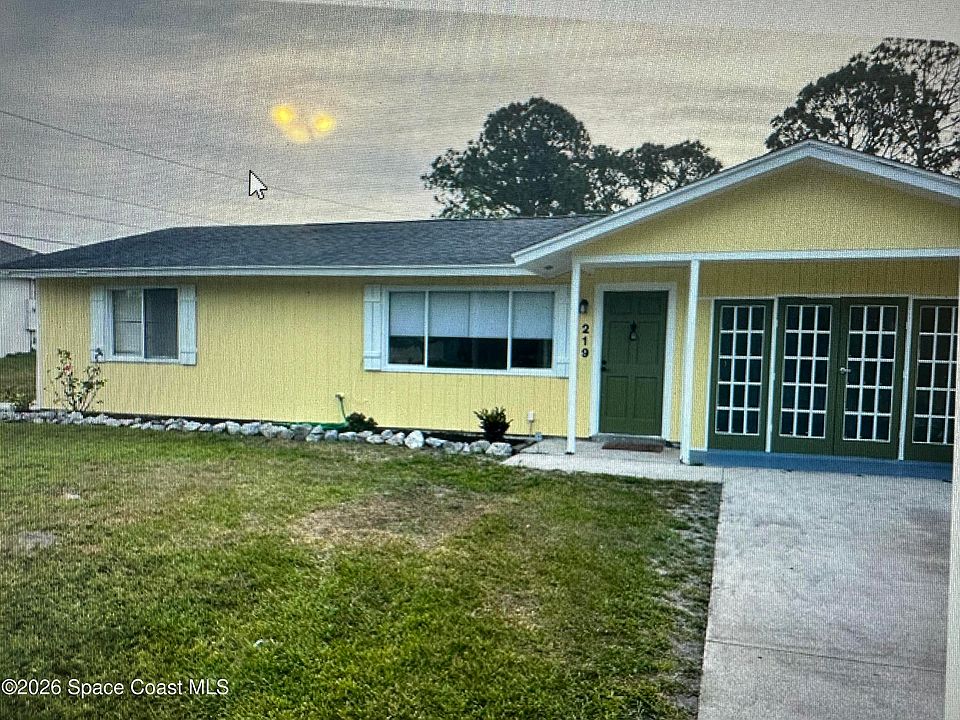 1st image of 219 Eldron Blvd SE #10