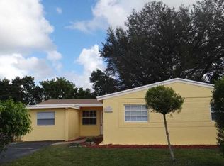 2919 SW 67th Way, Miramar, FL 33023