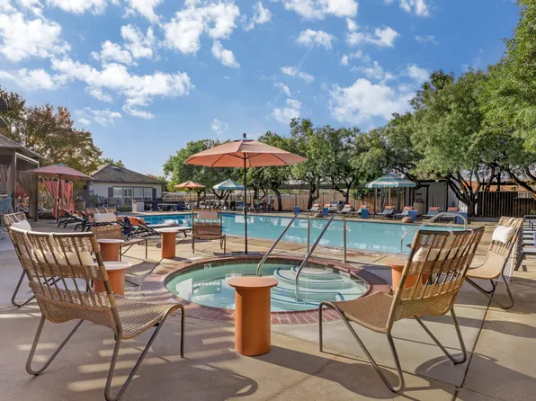 Harvest Park Apartment Homes