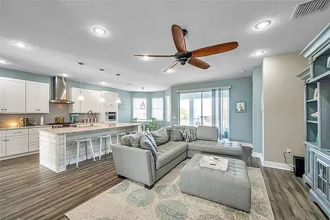 6416 Grenada Island Ave — Photo 17