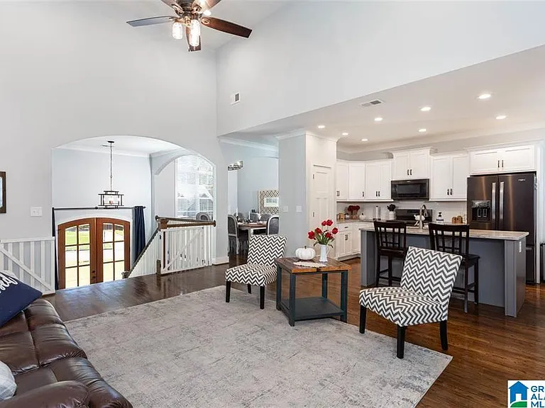 1011 Creel Dr — Photo 3