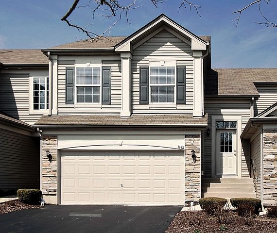1st image of 1698 Fieldstone Dr S #0