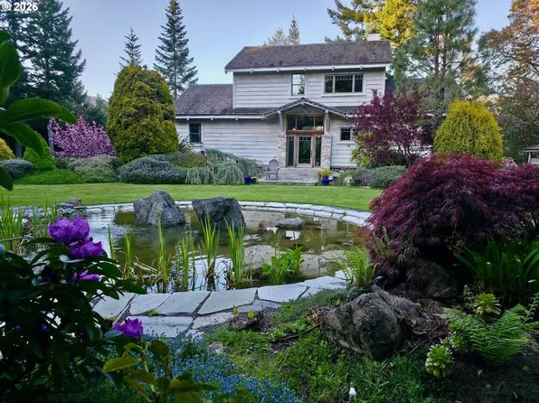 97137 N Bank Rogue River Rd, Gold Beach, OR 97444