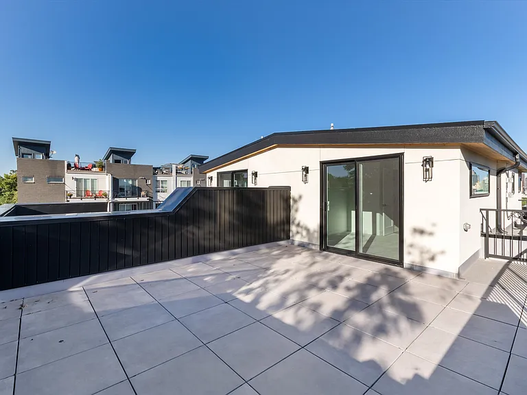 2088 Eliot St — Photo 44