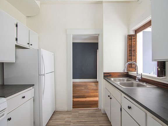 3rd image of 845 N 2nd Ave APT 1B