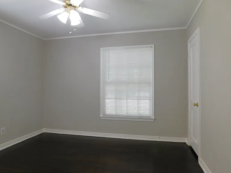 806 Cordell St — Photo 15