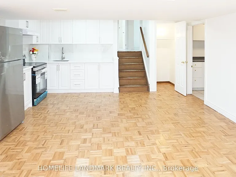 594 Queen Victoria Dr #GOUND BASEMENT — Photo 17