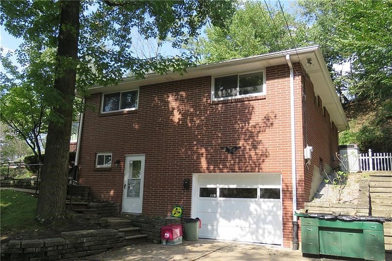 Solid All Brick Ranch in Desirable Brighton Heights.  Newer Windows.  Basement Access.