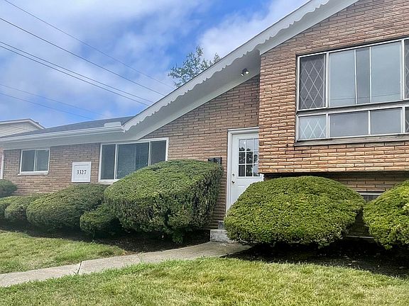 2nd image of 3327 Roosevelt Blvd #3329