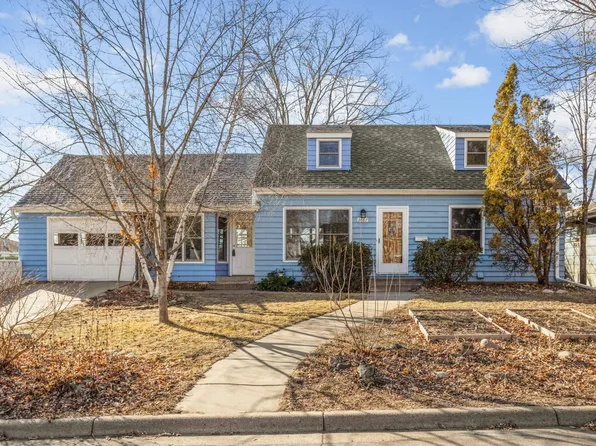2667 Parkview Blvd, Robbinsdale, MN 55422