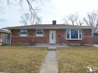 160 Donnalee Dr, Monroe, MI 48162