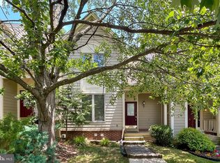 4021 Lake Glen Rd, Fairfax, VA 22033