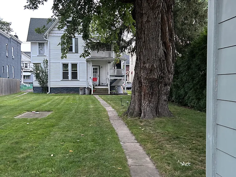 80 Hanover St #4 — Photo 25