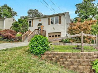 716 S Maple St, Vinton, VA 24179