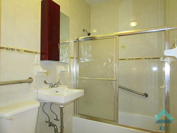 3rd image of 38 Scholes St APT 2F
