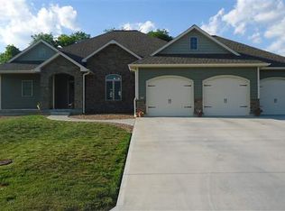 711 N Ridgeview Ln, Clinton, MO 64735