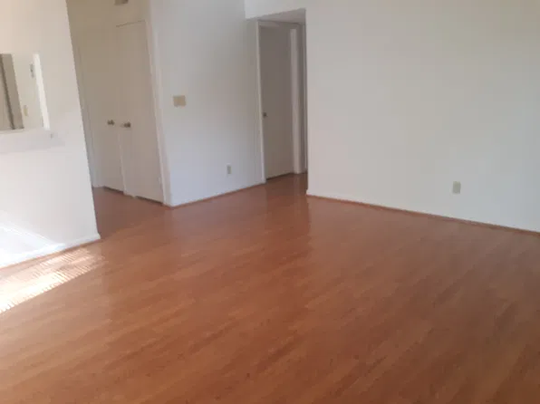 101 Turnwood Ln, Winston Salem, NC 27104