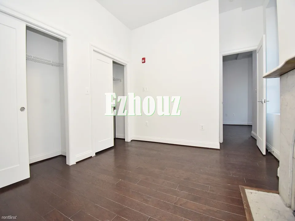 1200 st paul apt 302 bed4