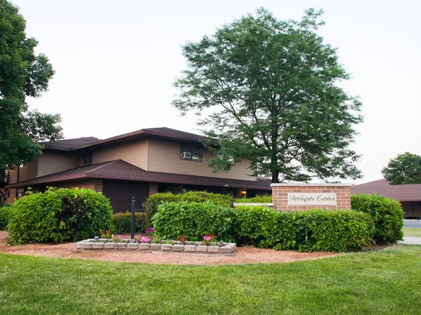 Applegate Apartments