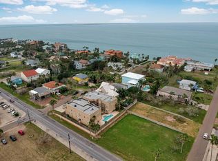 200 W Mesquite St #4, South Padre Island, TX 78597