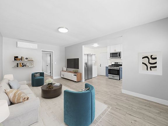 4th image of 1612 Orange Ave #1612