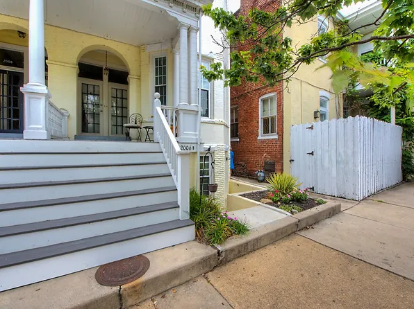2006 Stuart Ave APT Basement, Richmond, VA 23220