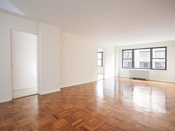 3rd image of 505 E 79th St APT 12C