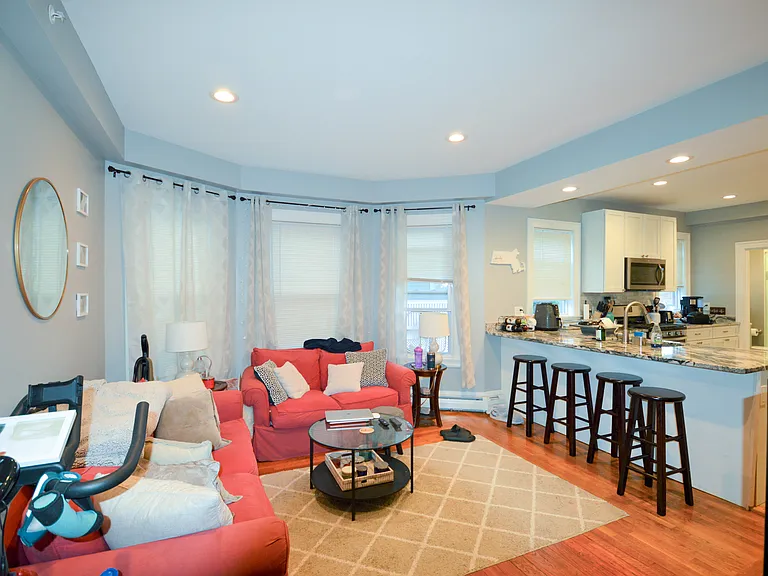 62 Mapleton St #2 — Photo 14