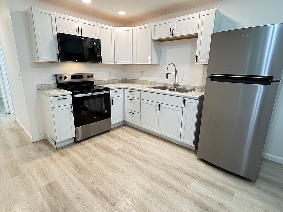 1st image of 1049 Seale Ave #1