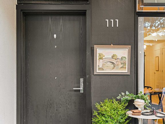 4th image of 5080 Quebec St #111