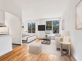 55 Perry St APT 1B, New York, NY 10014