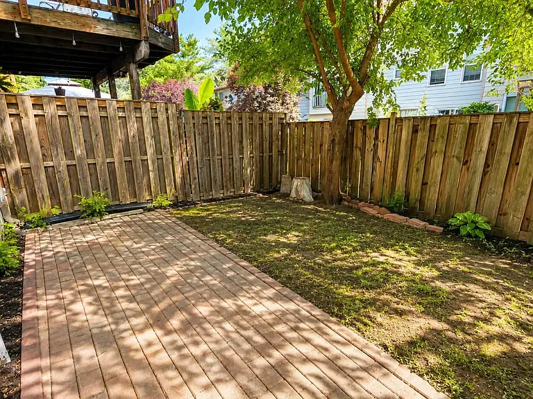 10395 Rapidan Ln — Photo 14