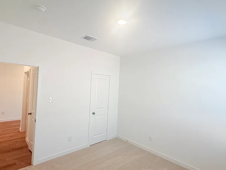 9109 SW 19th St — Photo 22