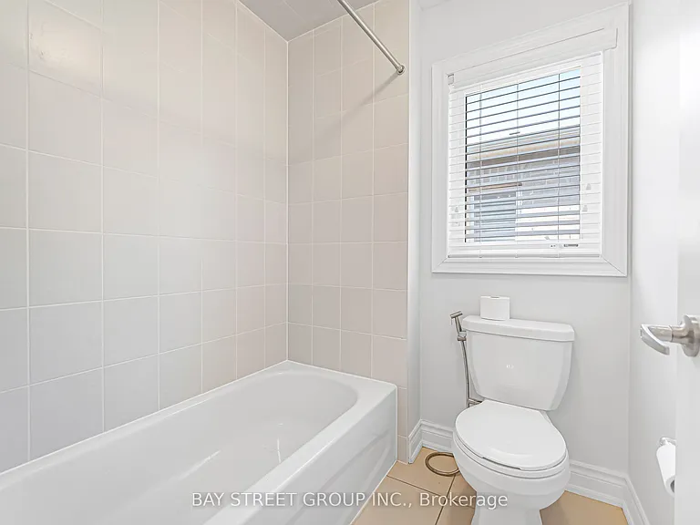 60 Mohandas Dr — Photo 35