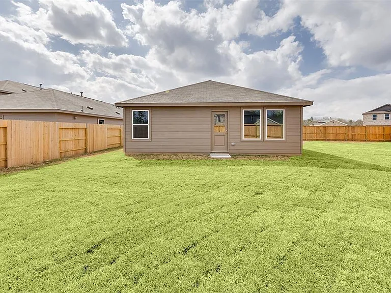 18225 Pontecorvo Ln — Photo 17