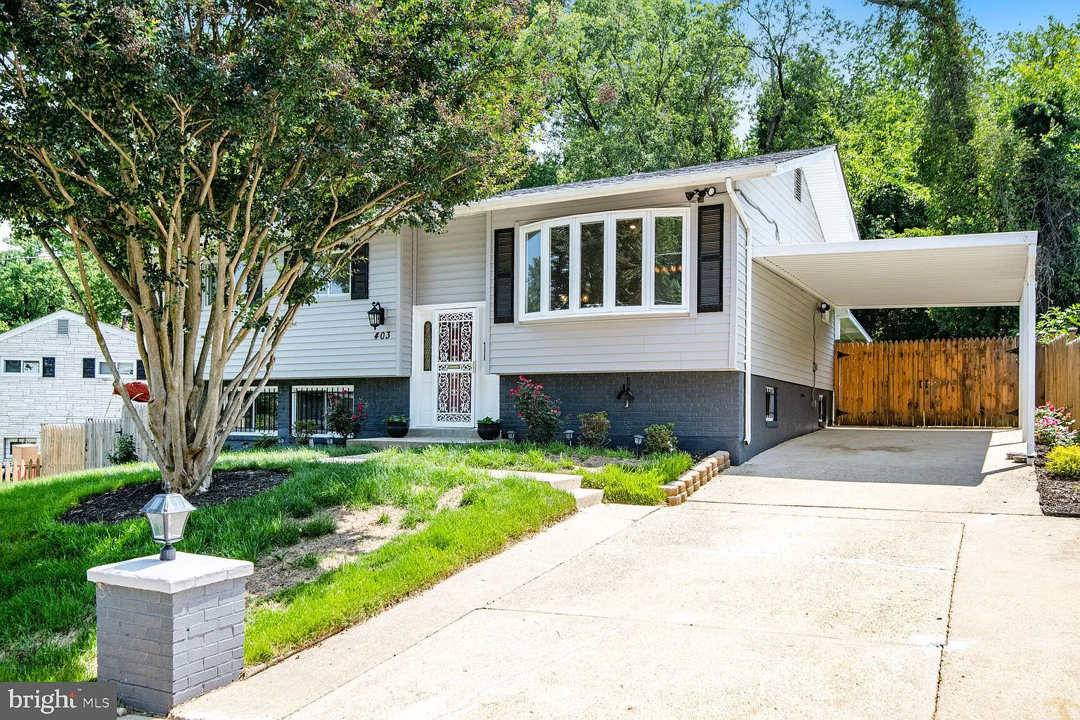 403 Pepper Mill Dr photo 1