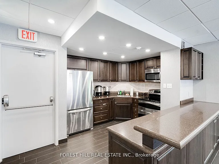 120 Promenade Cir #506 — Photo 31