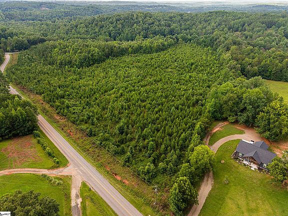 2nd image of 1 Hagood Mill Rd